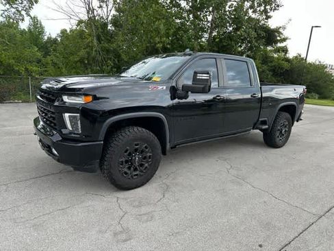 Used 2021 Chevrolet Silverado 2500 LTZ w/ LTZ Plus Package AWD/4WD image 2