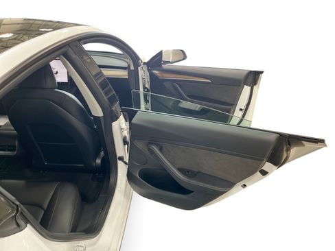 Certified 2022 Tesla Model 3 Performance AWD/4WD image 12