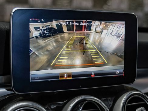 Used 2018 Mercedes-Benz C 300 Sedan image 20