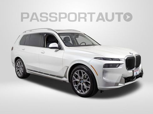 Used 2023 BMW X7 xDrive40i image 8