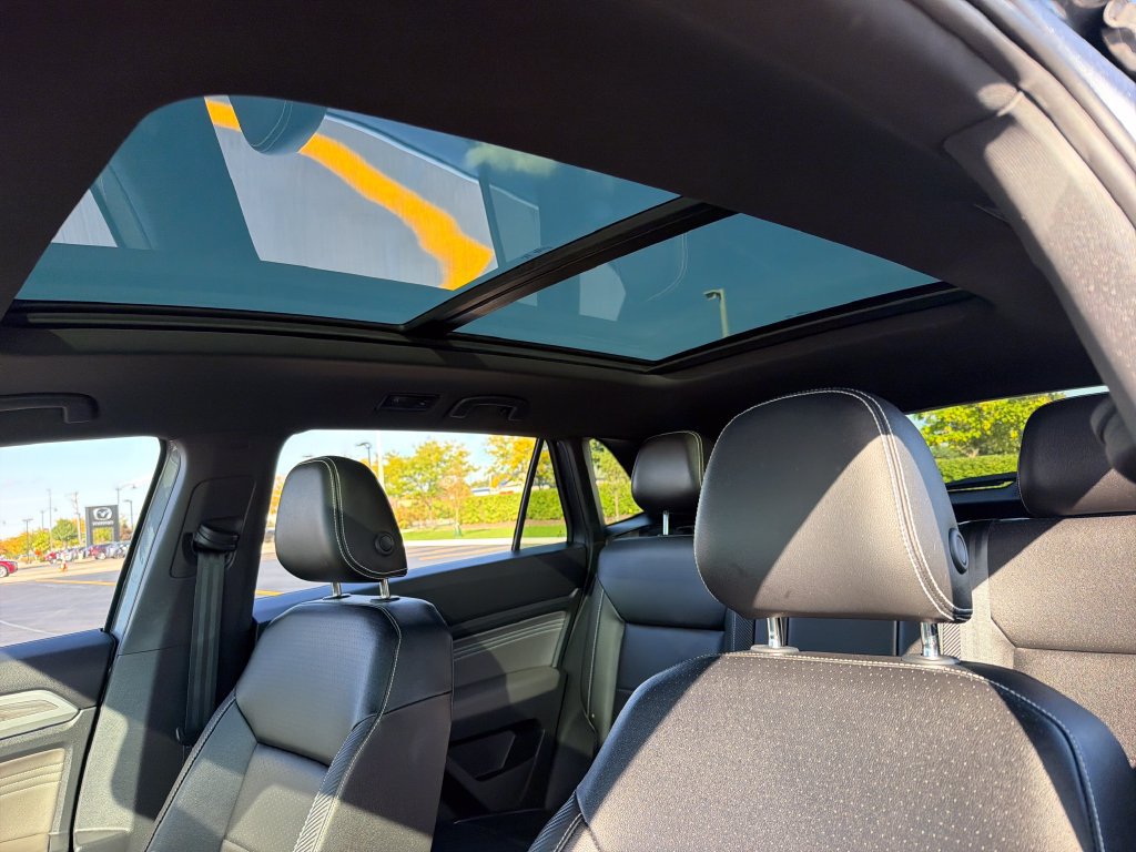 Certified 2023 Volkswagen Atlas Cross Sport SE AWD/4WD image 19