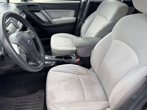 Used 2015 Subaru Forester 2.5i Premium AWD/4WD image 11