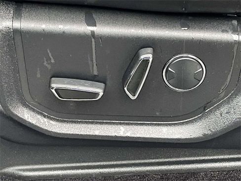 Used 2016 Ford F150 Lariat w/ Equipment Group 502A Luxury image 16