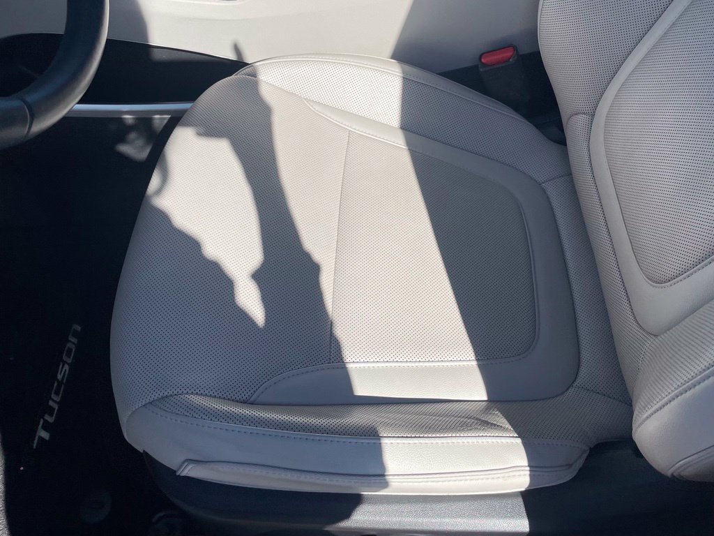 Certified 2022 Hyundai Tucson Limited FWD image 27