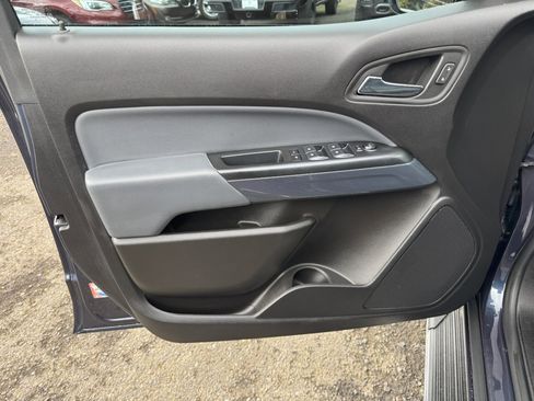 Used 2018 Chevrolet Colorado Z71 w/ Centennial Edition image 12