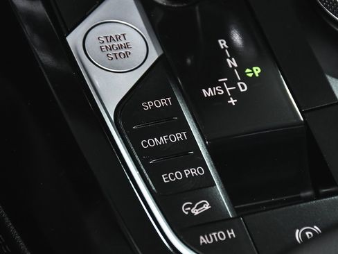 Used 2025 BMW X4 xDrive30i image 34