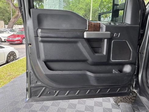 Used 2017 Ford F350 Platinum w/ Platinum Ultimate Package AWD/4WD image 14