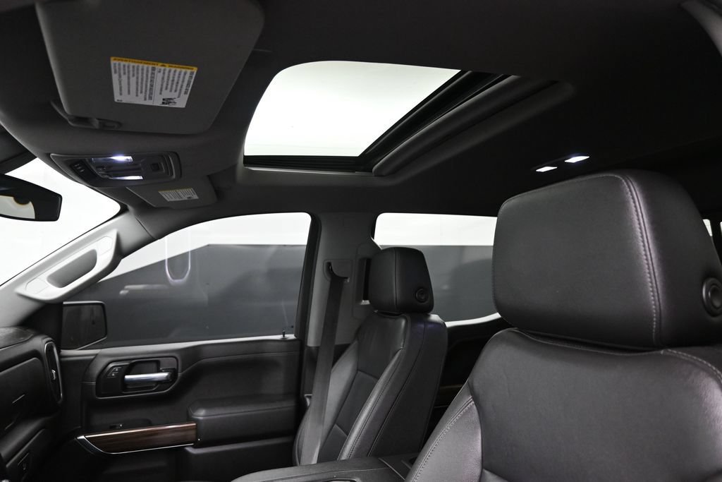 Used 2021 Chevrolet Silverado 1500 LT Trail Boss w/ Convenience Package II AWD/4WD image 3
