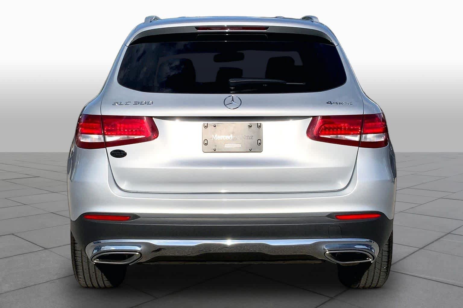 Used 2019 Mercedes-Benz GLC 300 4MATIC image 5