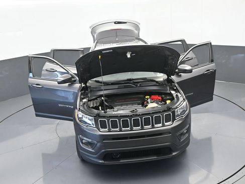 Used 2021 Jeep Compass Latitude w/ Driver Assistance Group image 68