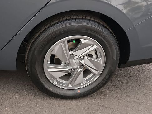 New 2026 Hyundai Elantra SE FWD image 12