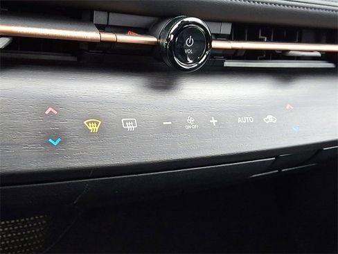 Used 2024 Nissan Ariya AWD image 16