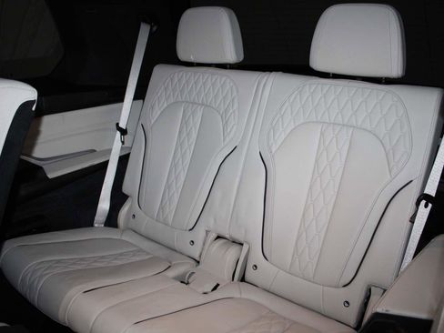 Certified 2024 BMW X7 M60i w/ Executive Package image 17