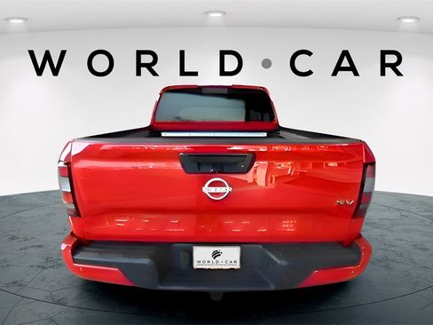 Used 2024 Nissan Frontier SV w/ SV Convenience Package image 6
