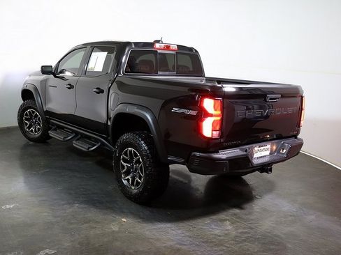 Used 2024 Chevrolet Colorado ZR2 w/ ZR2 Convenience Package III image 2