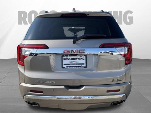Used 2022 GMC Acadia Denali w/ Denali Ultimate Package FWD image 5