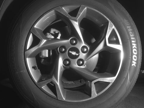 Used 2025 Chevrolet Trax LT image 12