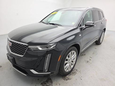 Used 2024 Cadillac XT6 Premium Luxury w/ LPO, Floor Liner Package AWD/4WD image 5