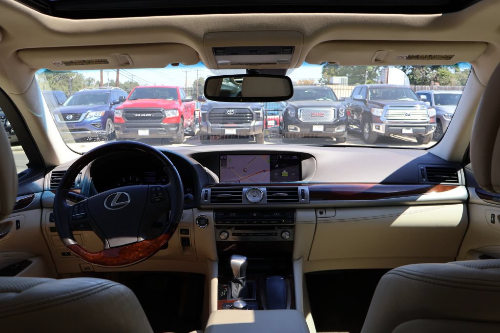 Used 2014 Lexus LS 460 w/ Comfort Package RWD image 30