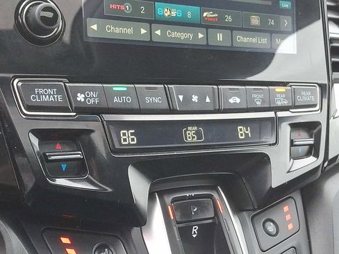 Used 2018 Honda Odyssey EX-L image 16