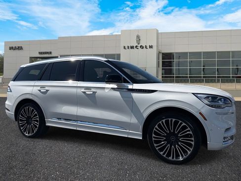 Used 2023 Lincoln Aviator Black Label w/ Dynamic Handling Package image 1