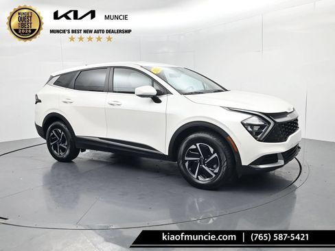 Certified 2023 Kia Sportage LX AWD/4WD image 1