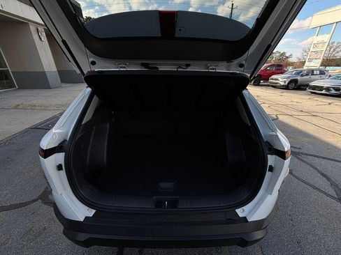 Used 2025 Hyundai Kona SEL image 31