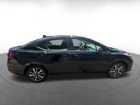 Used 2025 Nissan Versa SV FWD image 16