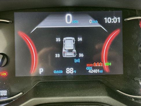 Used 2025 Toyota RAV4 XLE FWD image 19
