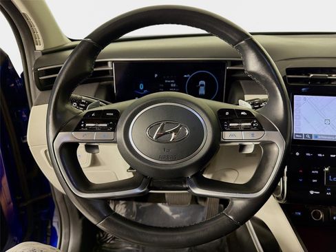 Certified 2023 Hyundai Tucson Limited w/ Winter Package AWD/4WD image 12