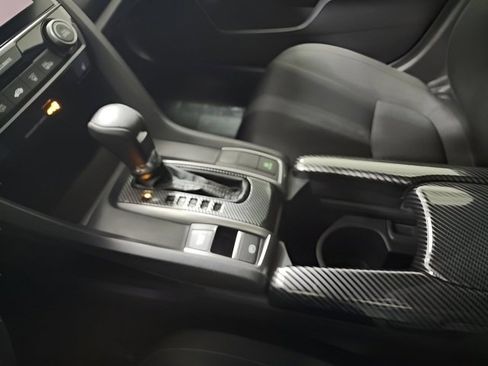 Certified 2018 Honda Civic EX image 33