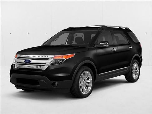 Used 2015 Ford Explorer XLT w/ Equipment Group 201B image 1