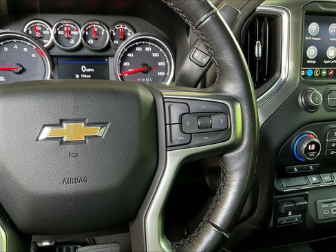 Used 2021 Chevrolet Silverado 2500 LTZ AWD/4WD image 13