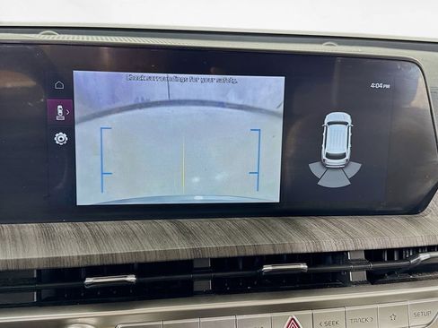 Used 2023 Kia Telluride EX w/ EX Captain's Chair Package image 32