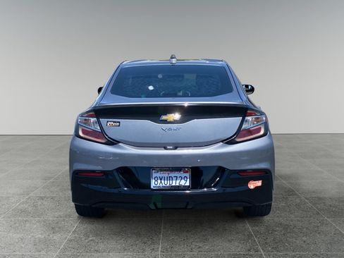 Used 2018 Chevrolet Volt LT w/ Comfort Package FWD image 4