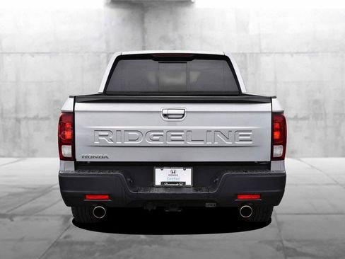 Certified 2025 Honda Ridgeline RTL image 6