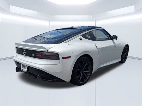 Used 2024 Nissan Z Performance w/ Floor Mat Package RWD image 4