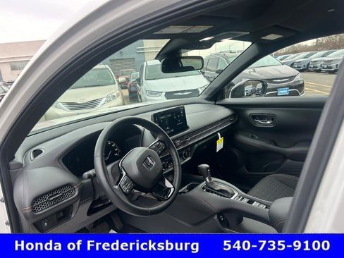 Certified 2026 Honda HR-V Sport image 16