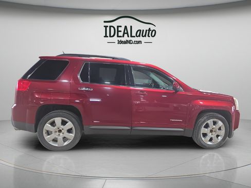 Used 2011 GMC Terrain SLT FWD image 2