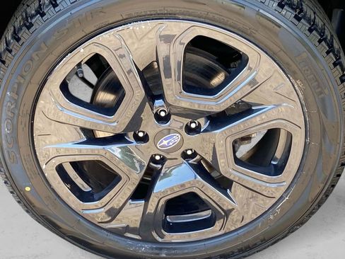 Used 2023 Subaru Ascent Onyx Edition AWD/4WD image 31