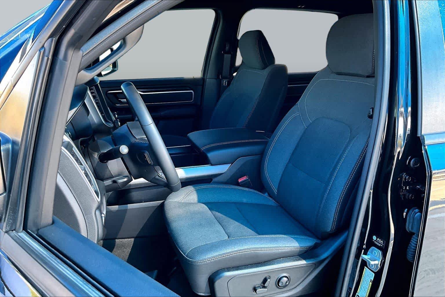 Used 2022 RAM 1500 Big Horn RWD image 8