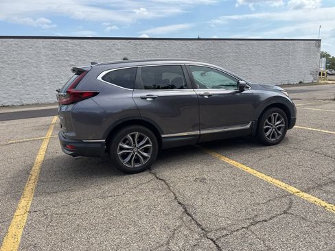 Used 2020 Honda CR-V Touring image 27