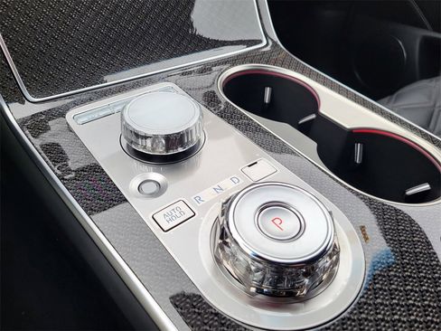 New 2026 Genesis GV80 3.5T e-SC image 18