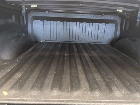 Used 2020 RAM 1500 Laramie AWD/4WD image 13