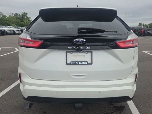 Used 2023 Ford Edge ST-Line w/ Class II Trailer Tow Package AWD/4WD image 9