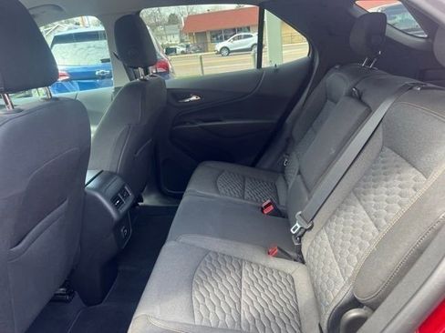 Used 2020 Chevrolet Equinox LT image 10
