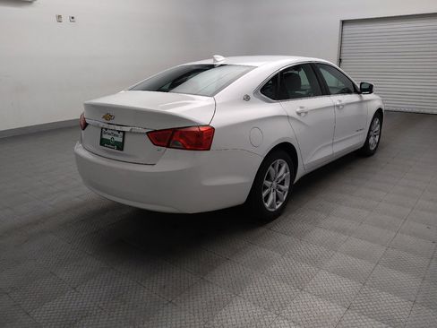 Used 2019 Chevrolet Impala LT FWD image 9