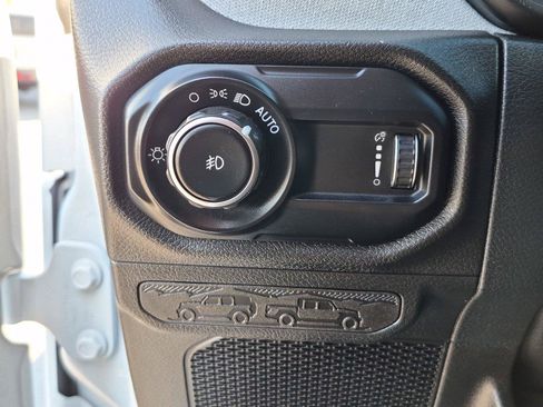 Certified 2025 Jeep Wrangler Unlimited Sport AWD/4WD image 22