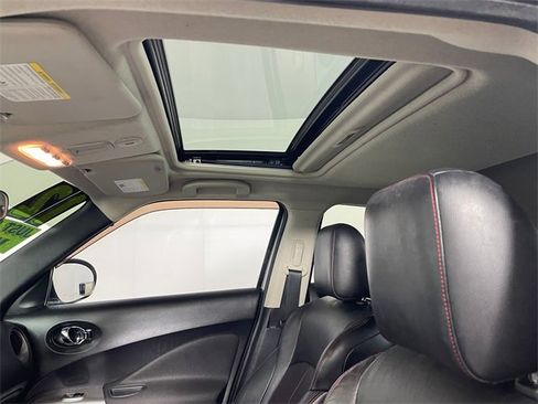 Used 2012 Nissan Juke SL w/ Sport Pkg image 17