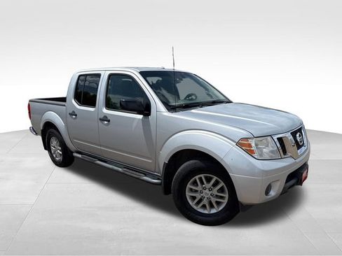 Used 2017 Nissan Frontier SV RWD image 1